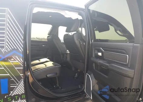 2024 Ram 2500 Laramie Crew Cab 4X4 6'4 Box из США, поврежденный, VIN 3C6UR5NL0RG329580